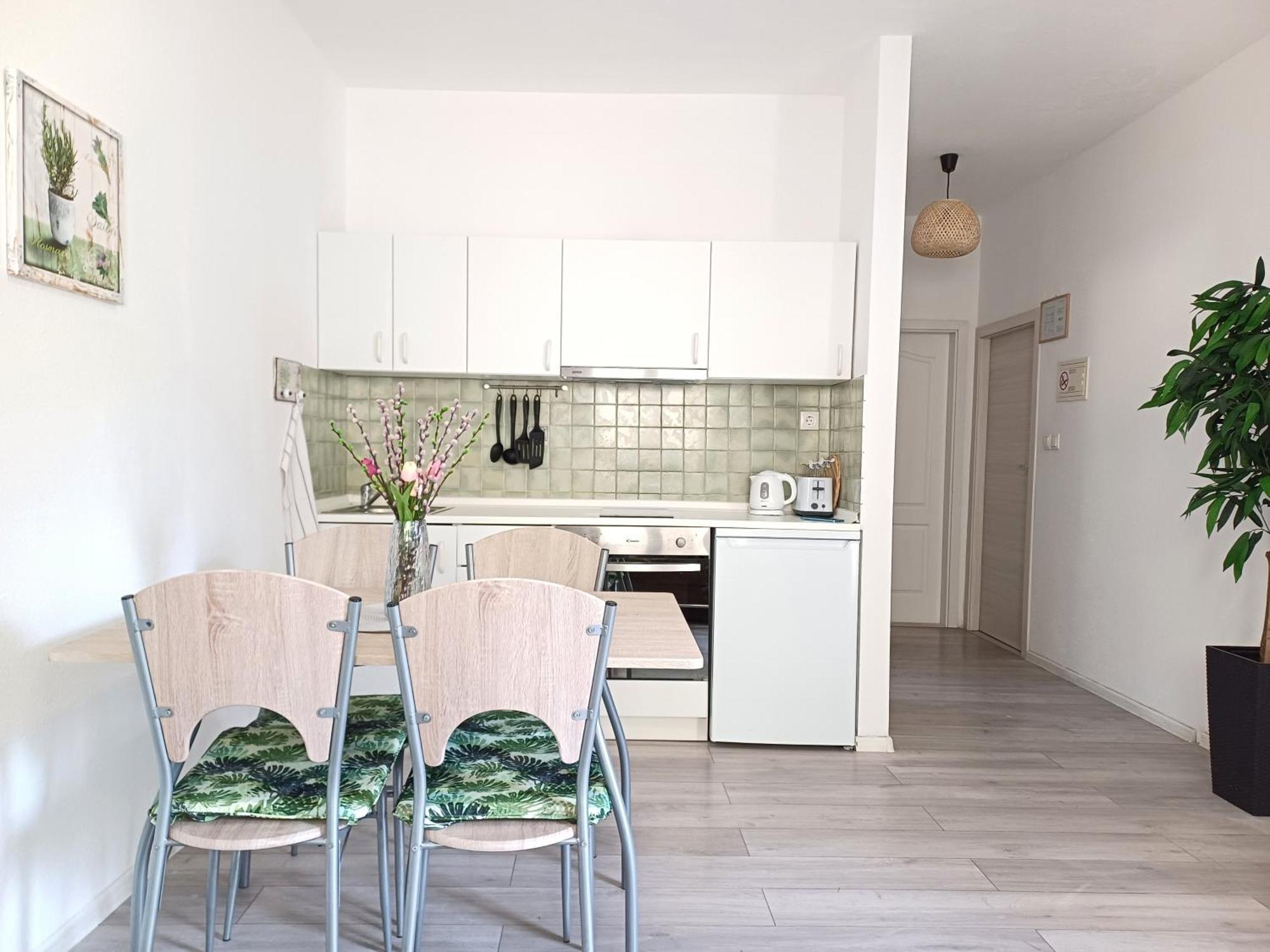 Apartments Sun & Sea Dugi Rat Εξωτερικό φωτογραφία
