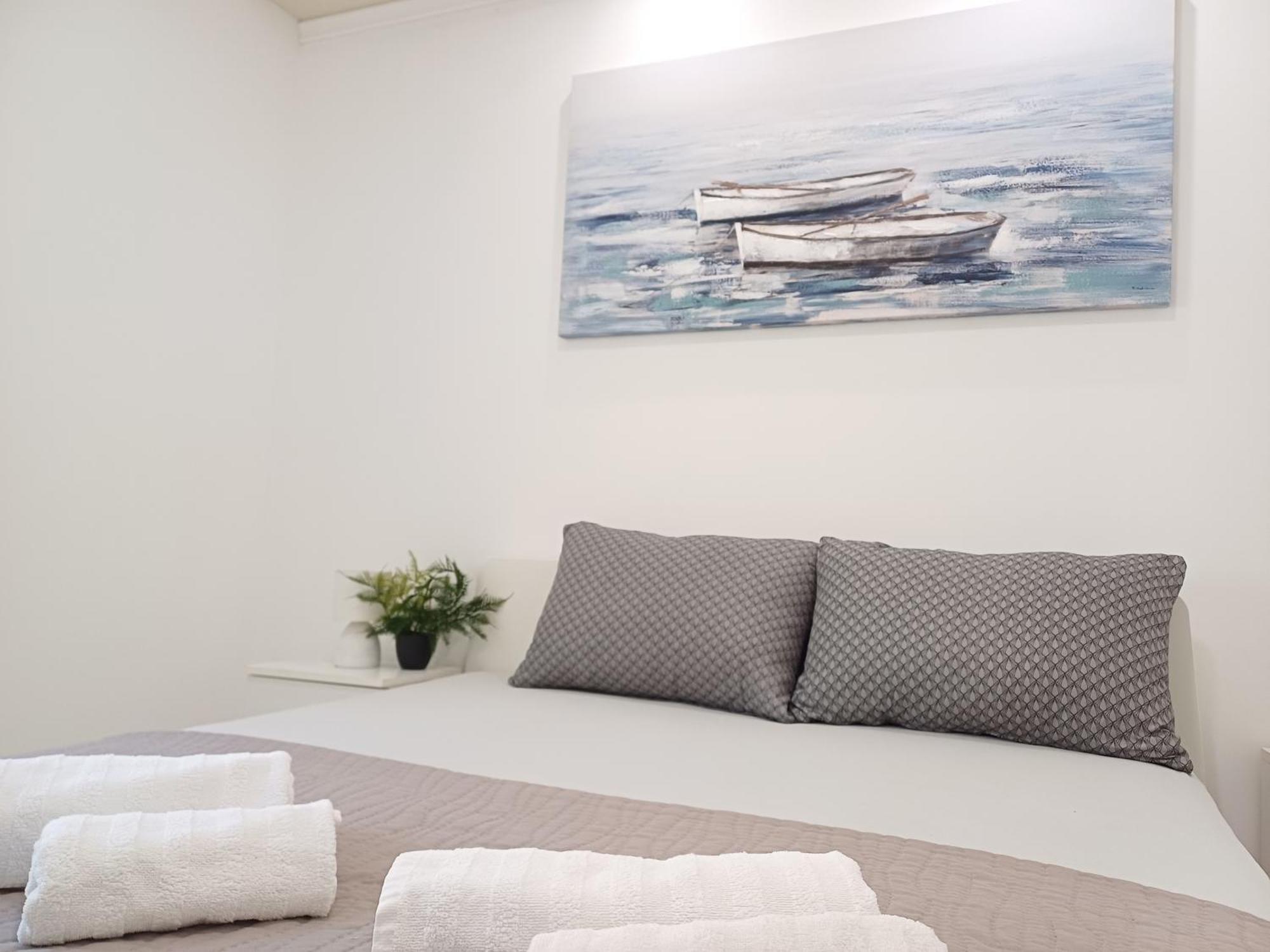 Apartments Sun & Sea Dugi Rat Εξωτερικό φωτογραφία
