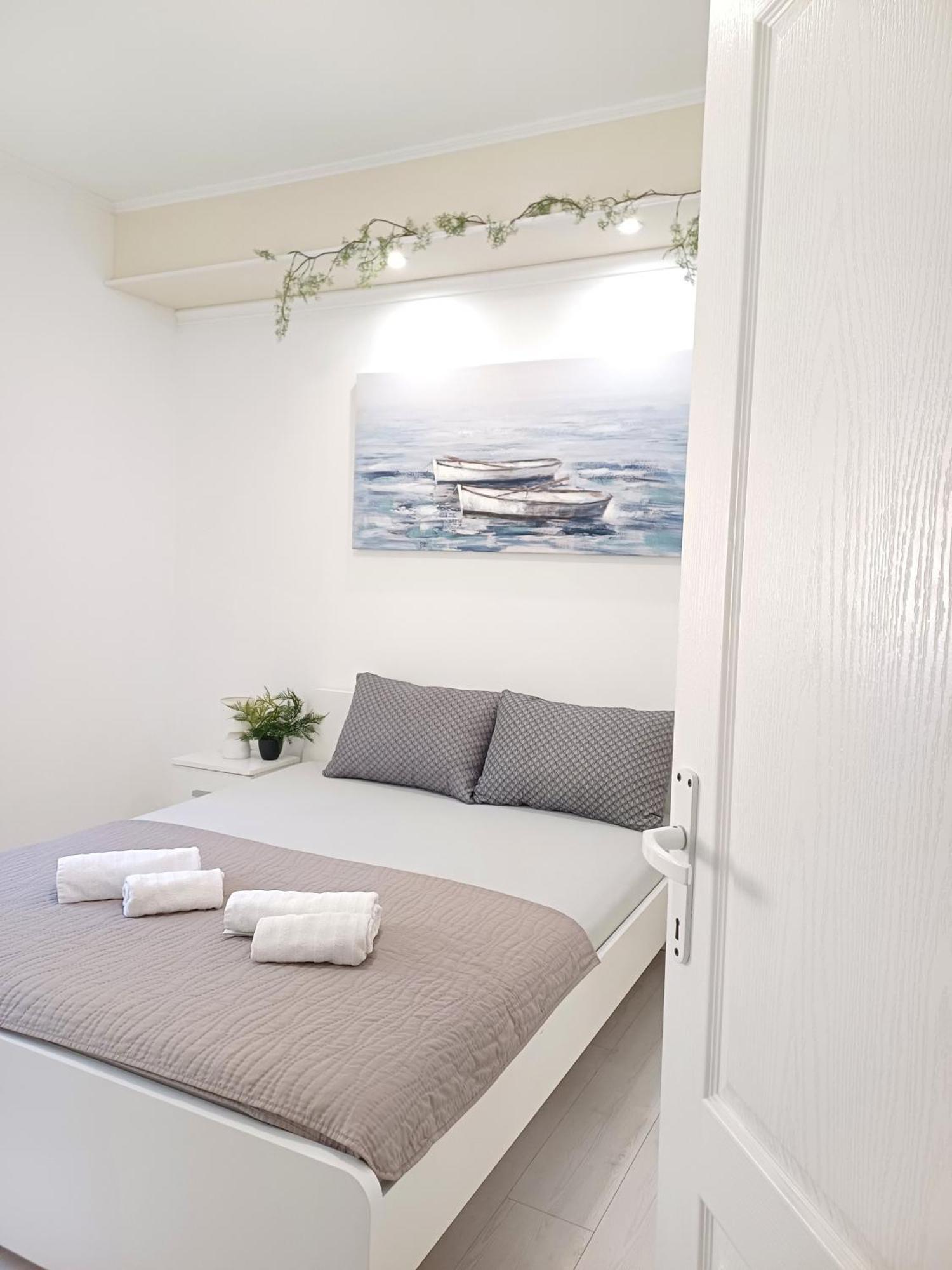 Apartments Sun & Sea Dugi Rat Εξωτερικό φωτογραφία